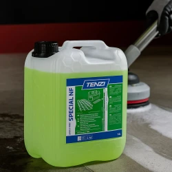 Tenzi SUPER GREEN SPECIAL NF 10L – profesjonalny płyn do mycia posadzek warsztatowych i przemysłowych.