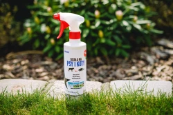 Spray odstraszający psy i koty Kunagone 250 ml – naturalny środek przeciw sikaniu psów w ogrodzie